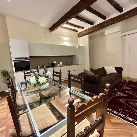 Lovely 2 Bedroom Apartment Nearby Piazza Maggiore Bologna Exterior photo